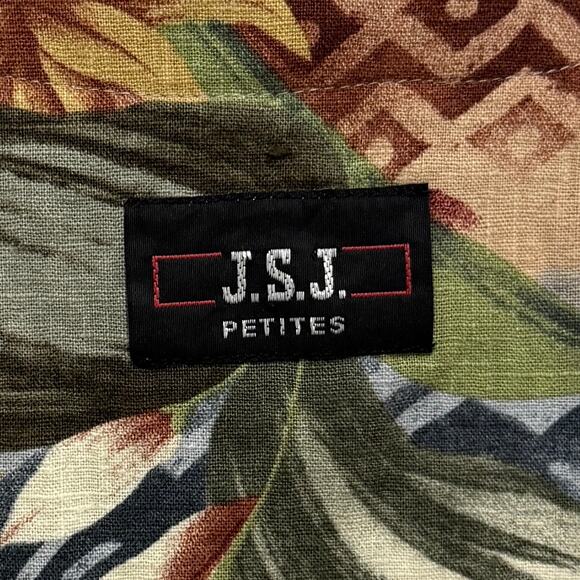 J.S.J. Petites Dress Size tag gone. Estimate size petite small see measurements - Picture 4 of 6